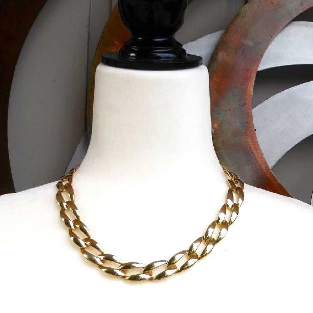 Gold-plate Linked Necklace